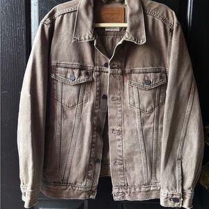 Brown Levi Jean Jacket size Medium